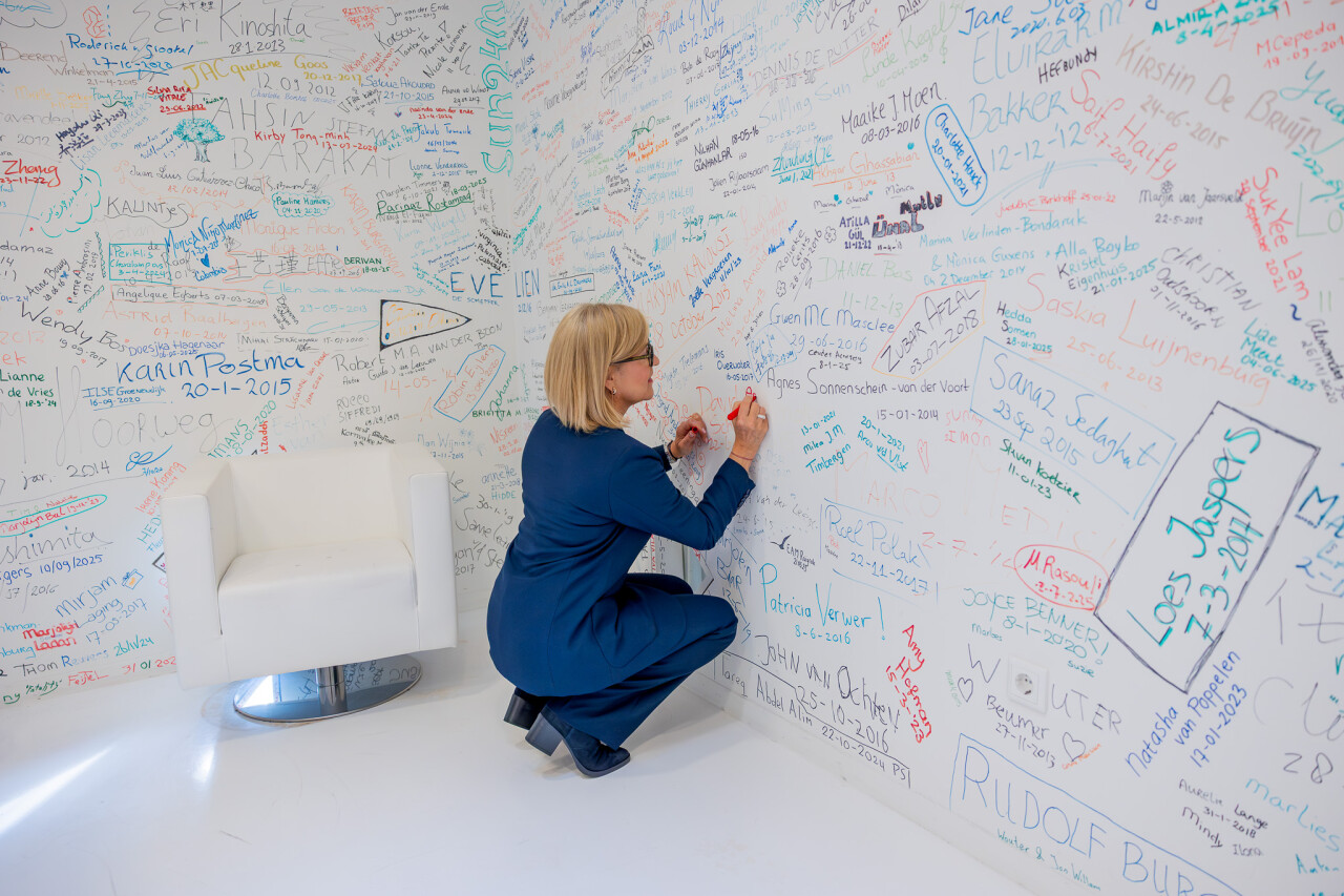 19